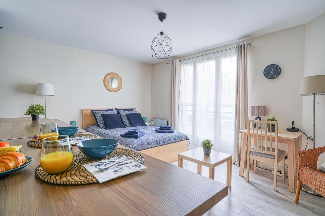 Logement Noah Courcouronnes ภายนอก รูปภาพ